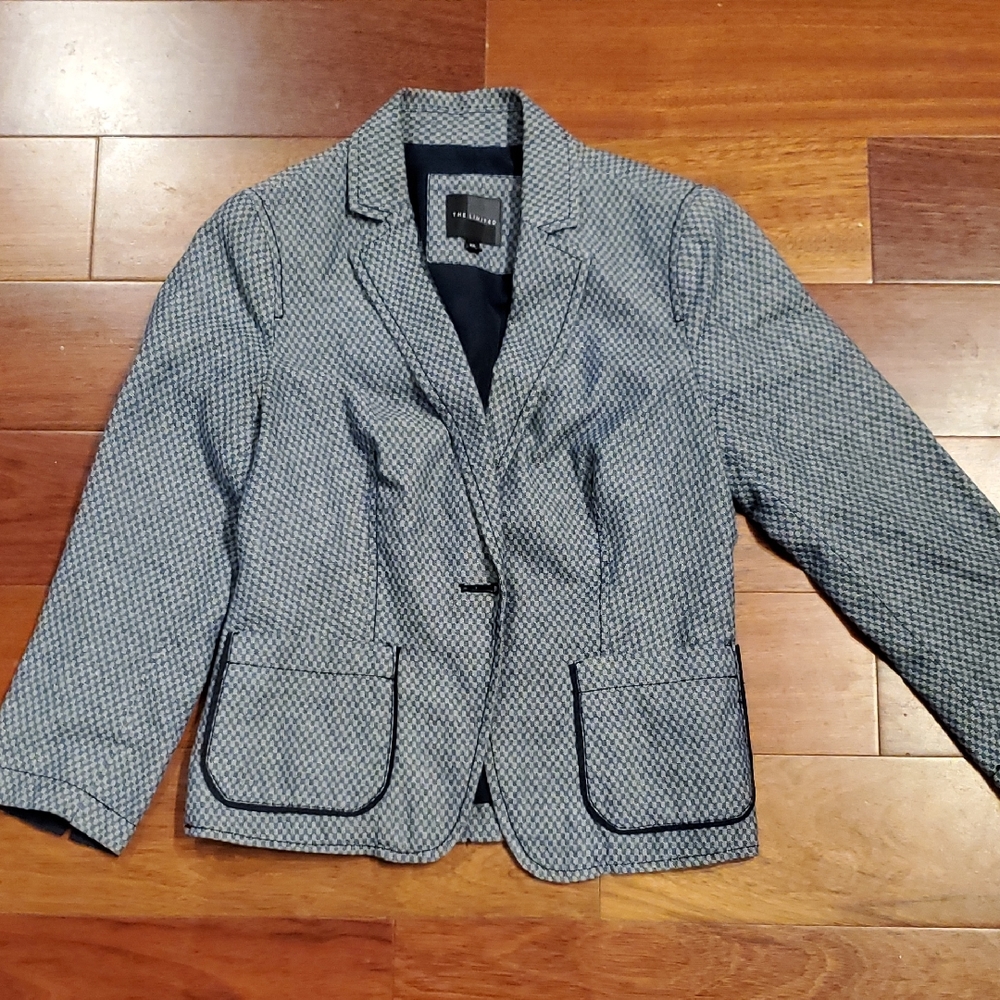 Women's Cropped Blue Blazer